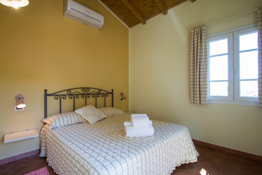 Agriturismo Ada Musso Ss Diano Borello الغرفة الصورة