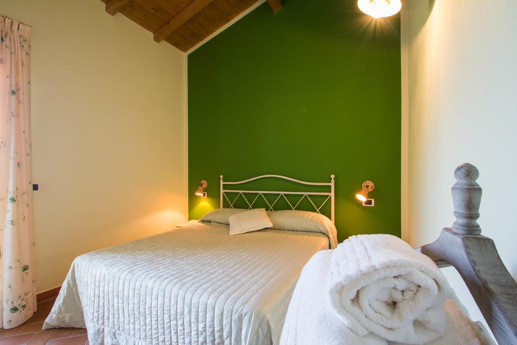 Agriturismo Ada Musso Ss Diano Borello الغرفة الصورة